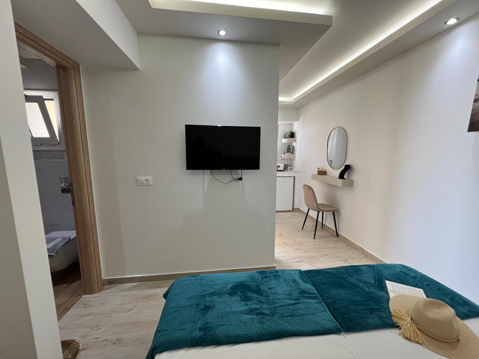Sea View Apts & Suites By Pachiplex 말리아 외부 사진
